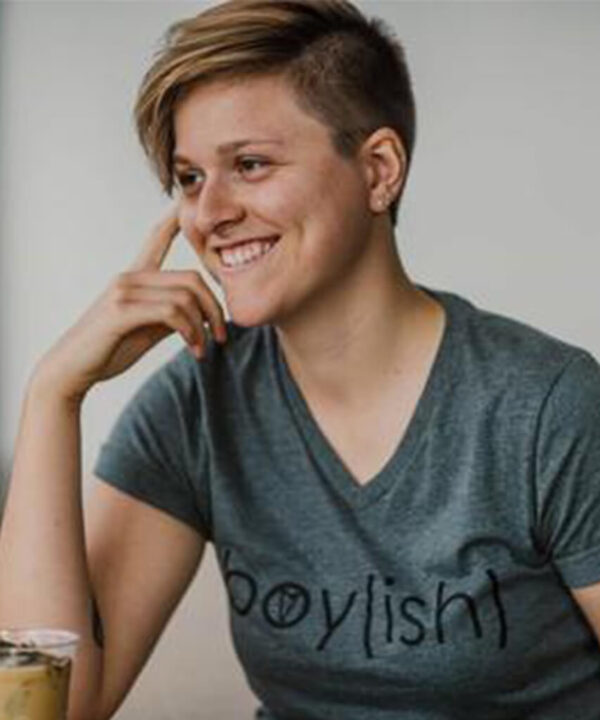 Boy(ish) | V Neck