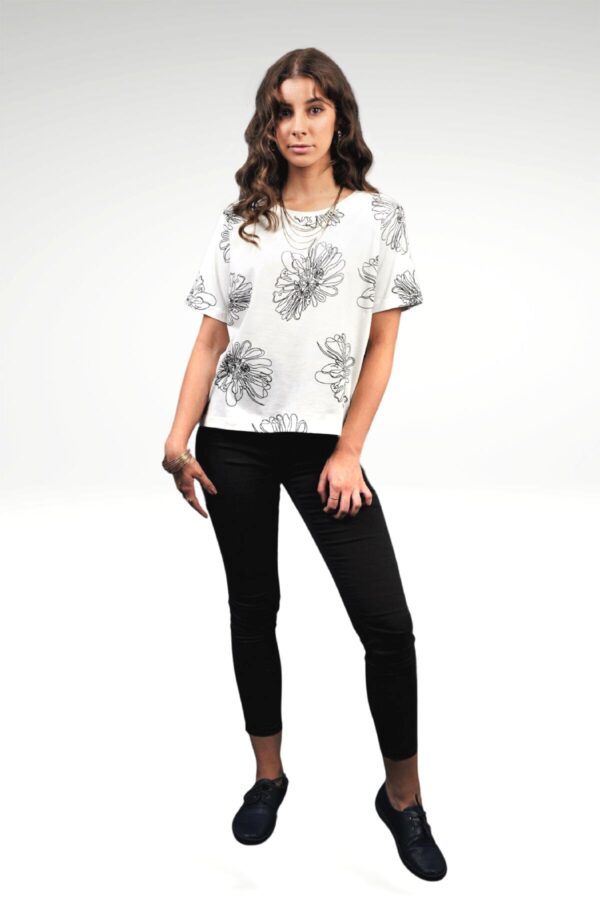 BLOSSOM FLORAL PRINT TEE - Image 6