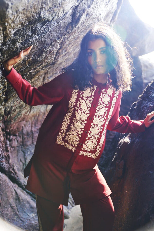 Floral Embroidered Long Shirt - Image 9