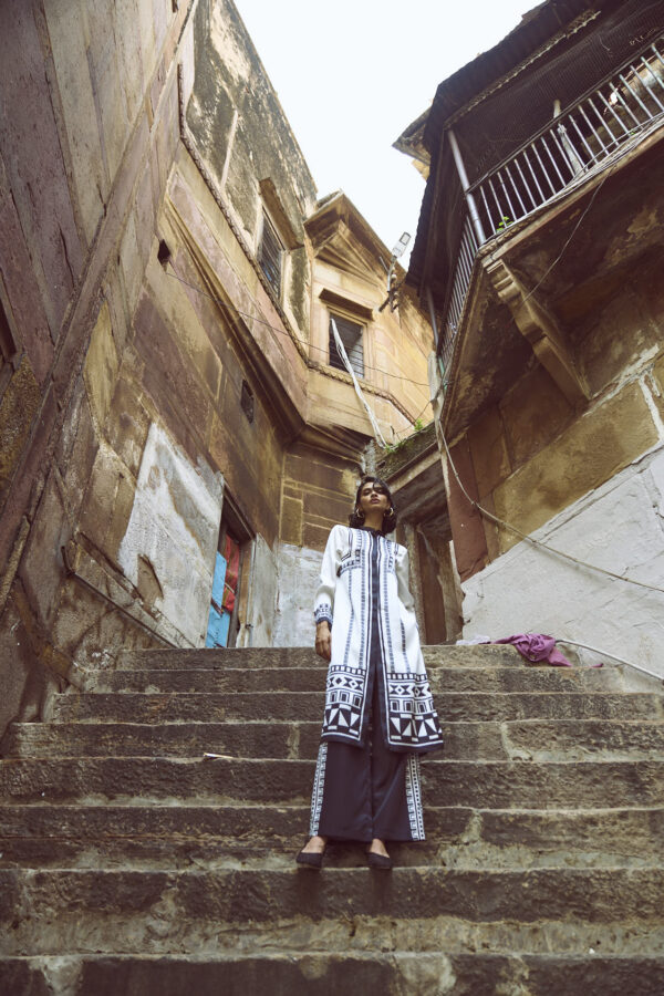 Geo Tribal Printed Top - Image 11