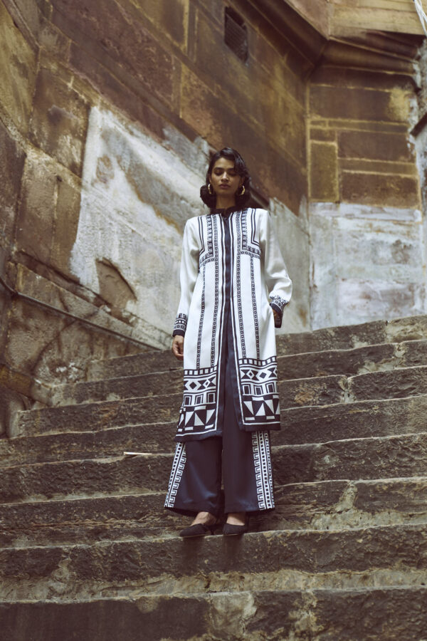 Geo Tribal Printed Top - Image 9