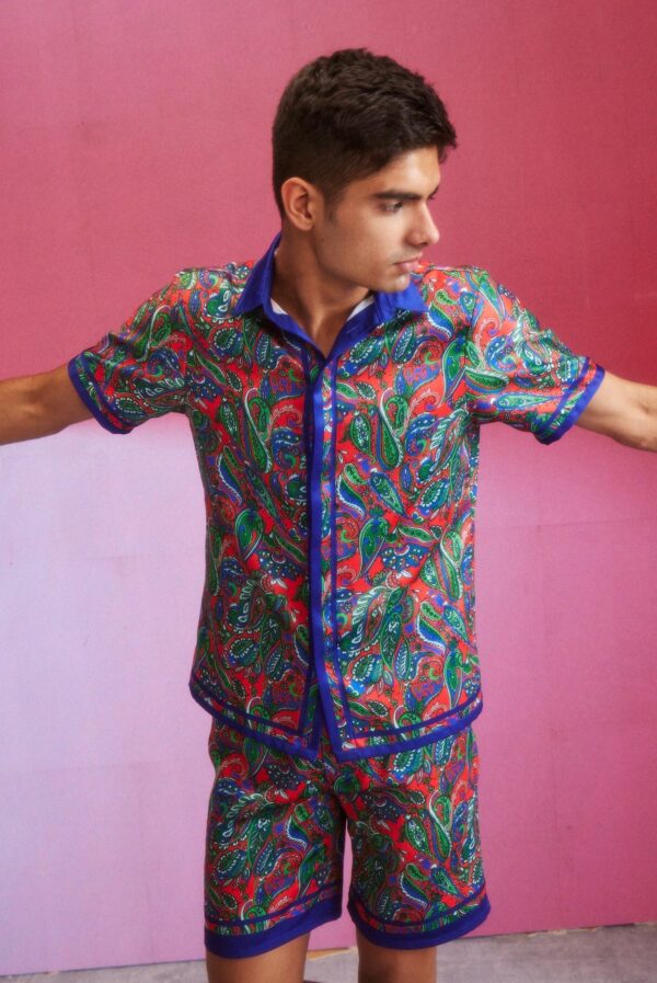 Paisley Border Shirt - Image 3