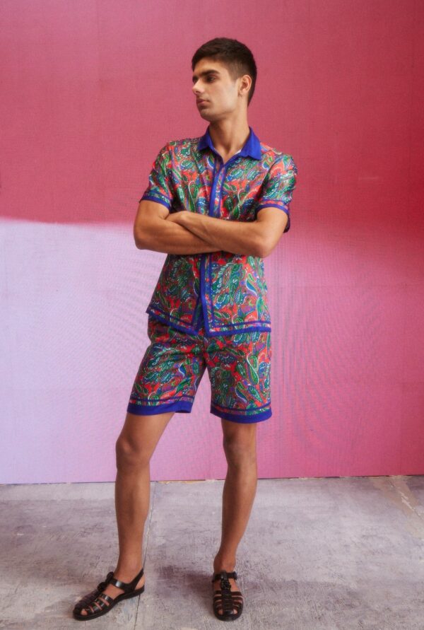 Paisley Border Shirt - Image 9