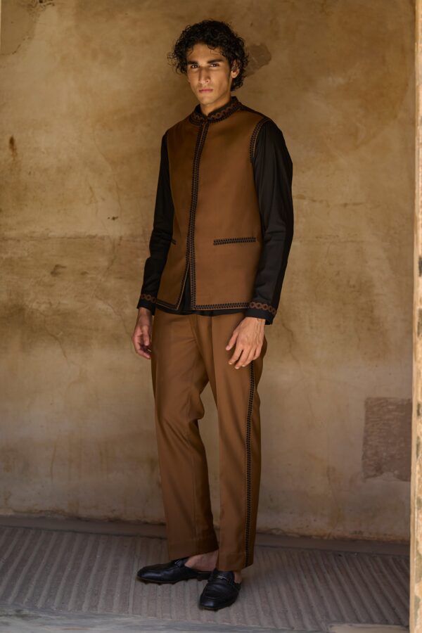 Border Embroidered Bandi, Shirt and Pant - Image 31