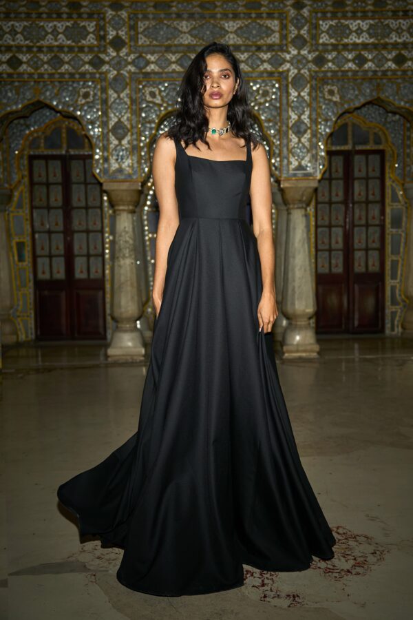 Black Flare Gown - Image 5