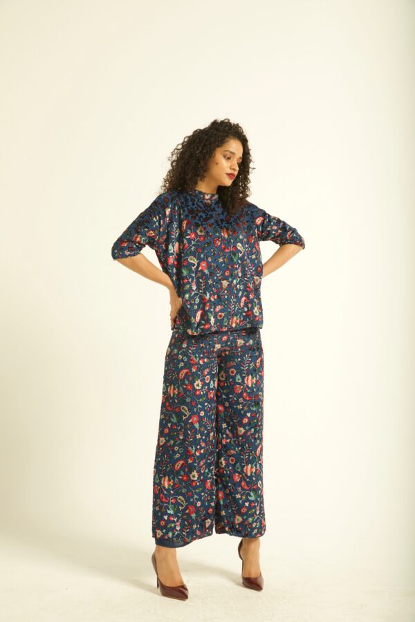 Paisley Devoree Top - Image 2