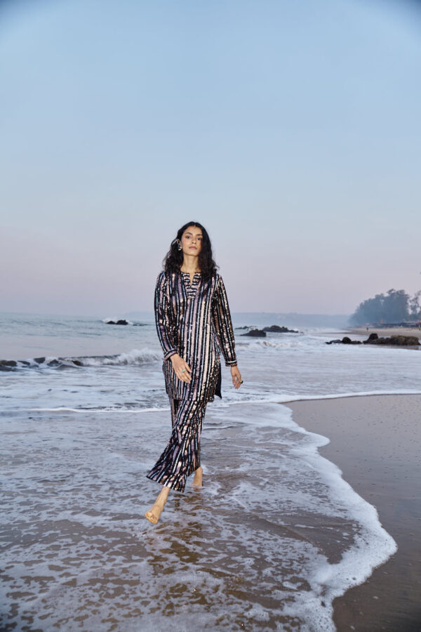 Sequin Stripe Long Set - Image 22