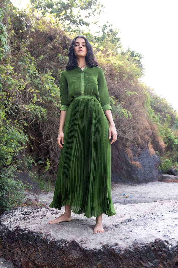 Green Pleated Shirt - Image 13