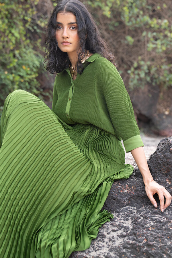 Green Pleated Shirt - Image 17