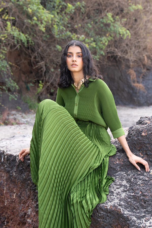 Green Pleated Shirt - Image 22
