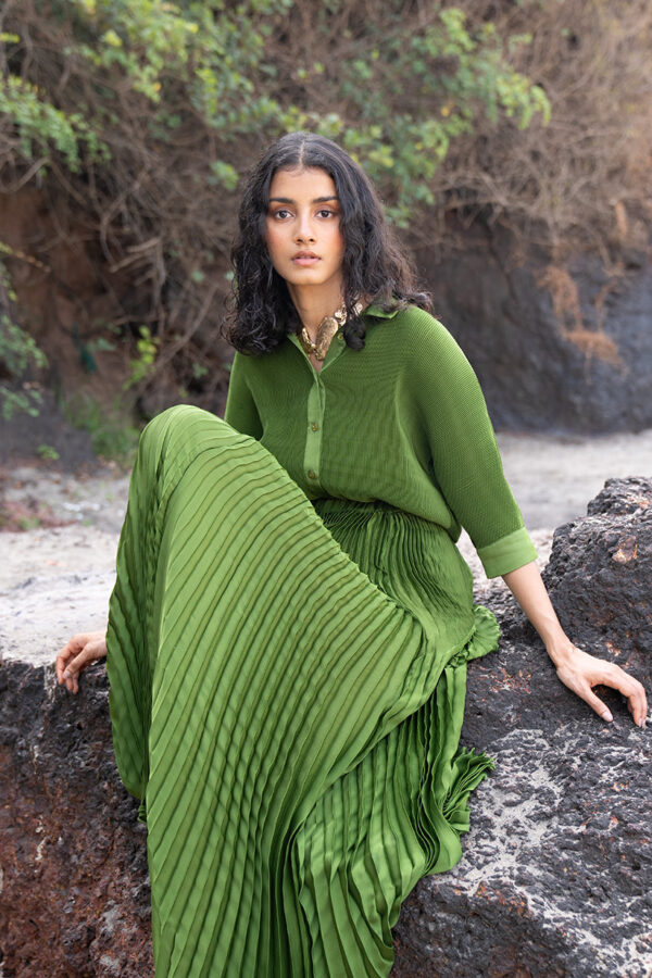 Green Pleated Shirt - Image 24