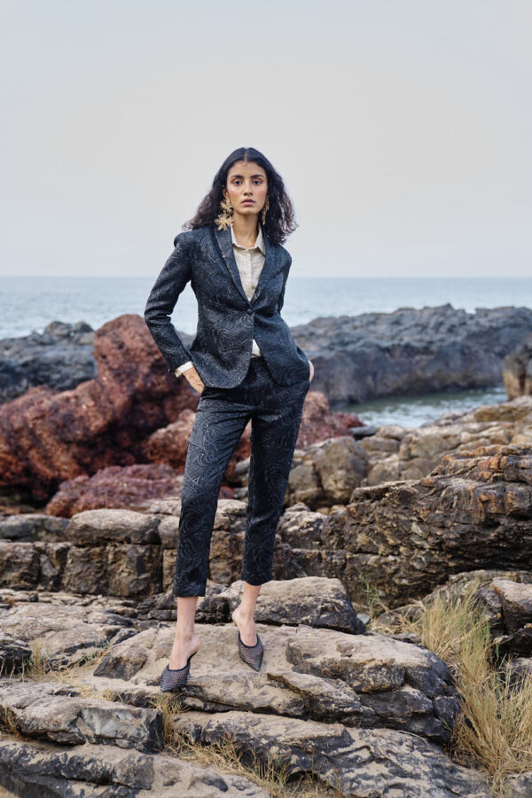 Black Brocade Suit - Image 16