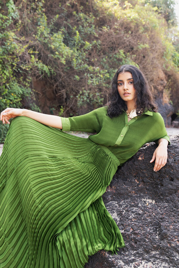 Green Pleated Shirt - Image 25