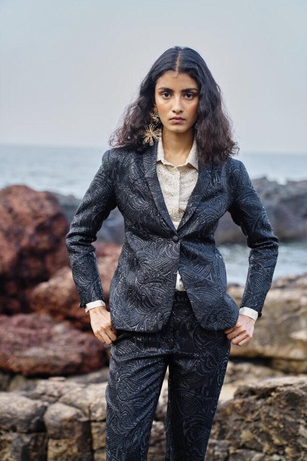 Black Brocade Suit - Image 18