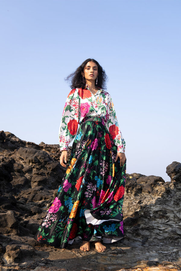Printed White Blouse - Image 17