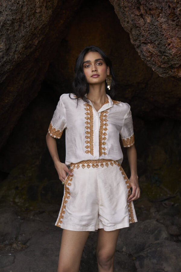 Embroidered Shorts Set - Image 5