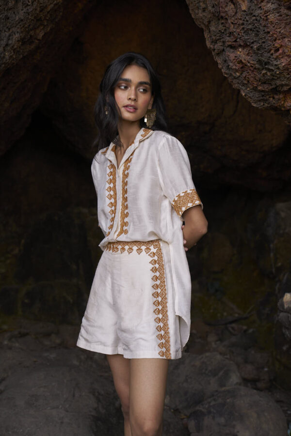 Embroidered Shorts Set - Image 15