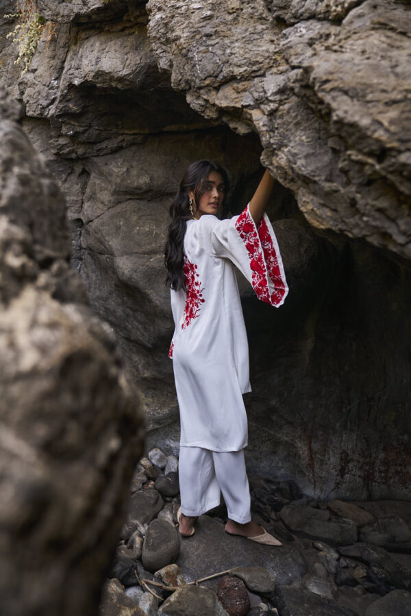 Longline Placement Embroidered Set - Image 15