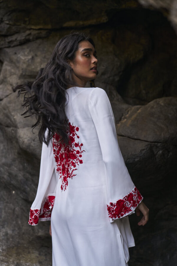 Longline Placement Embroidered Set - Image 18