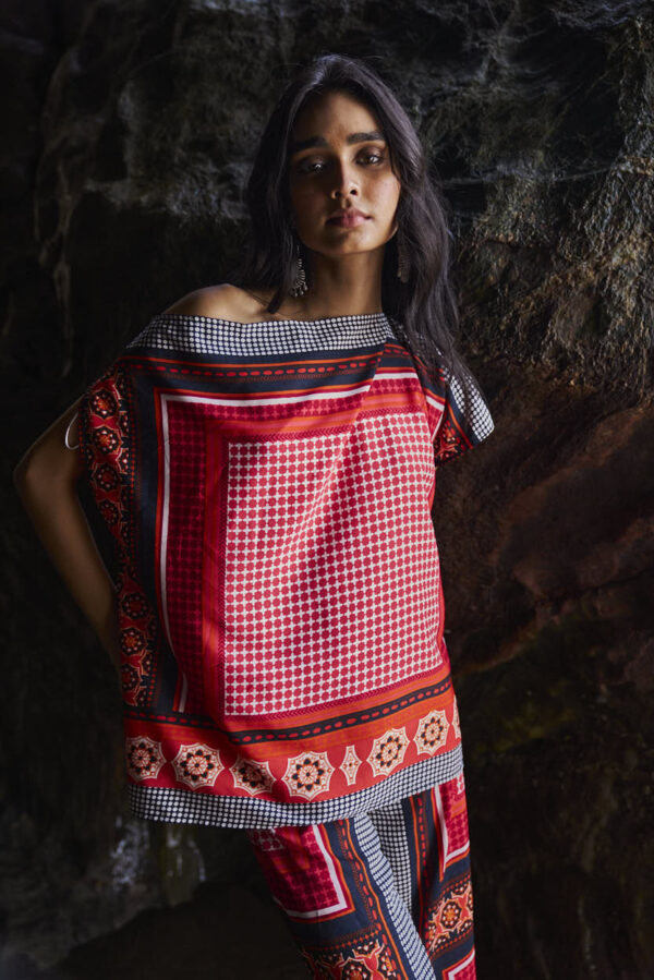 Scarf Printed Top - Image 7