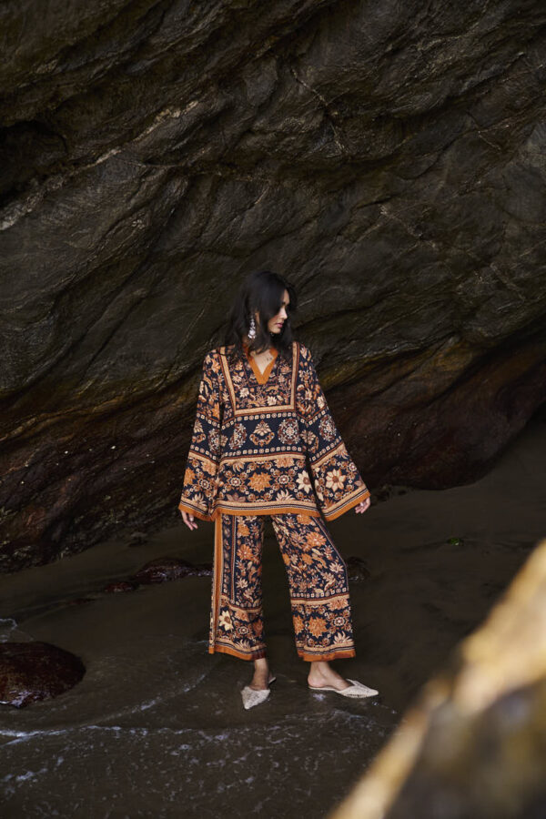 Earth Toned Printed Set - Image 14