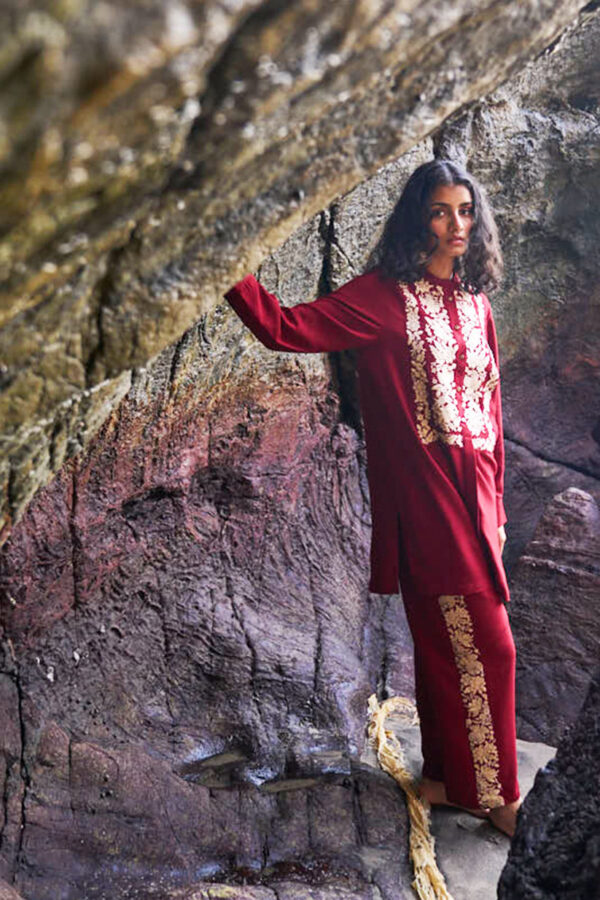 Floral Embroidered Long Shirt - Image 6