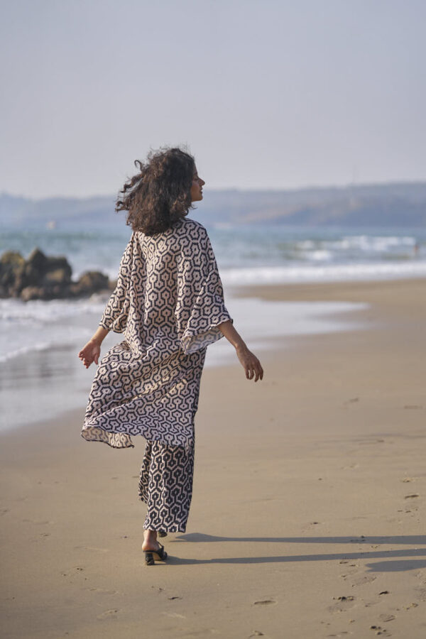 High/Low Printed Pant Set - Image 28