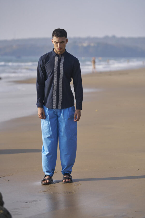 Front & Back Border Shirt - Image 7