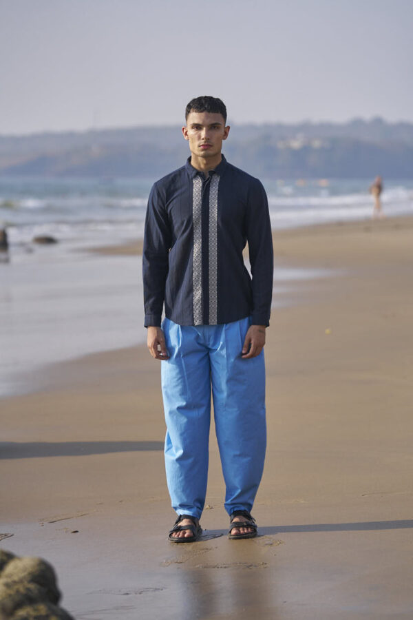 Front & Back Border Shirt - Image 8