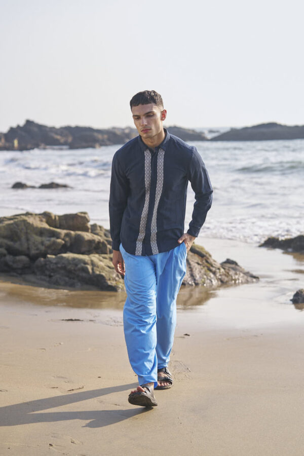 Front & Back Border Shirt - Image 10