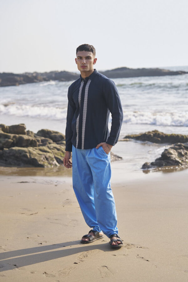Front & Back Border Shirt - Image 13