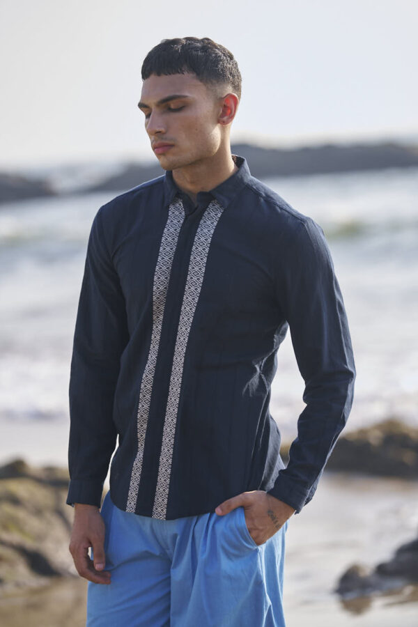Front & Back Border Shirt - Image 2
