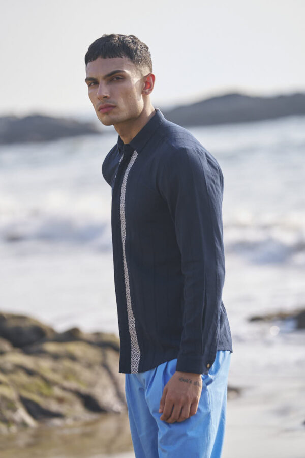 Front & Back Border Shirt - Image 16