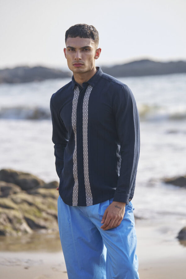 Front & Back Border Shirt - Image 17