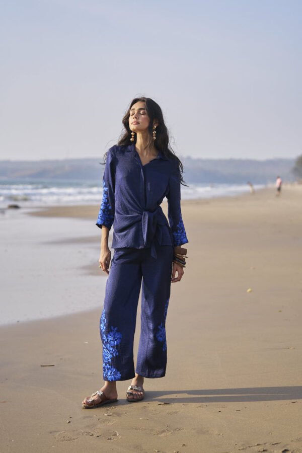 Side Tie Embroidered Cuff Shirt - Image 7