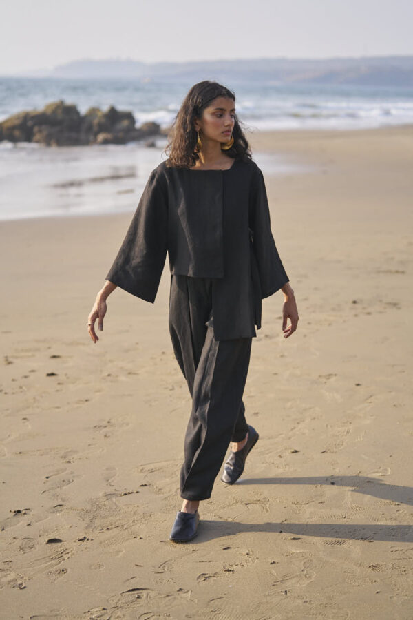 Inverted Pleat Linen Pant - Image 8