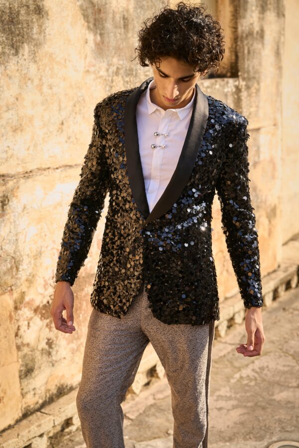 Pin Brooch Shirt - Image 4