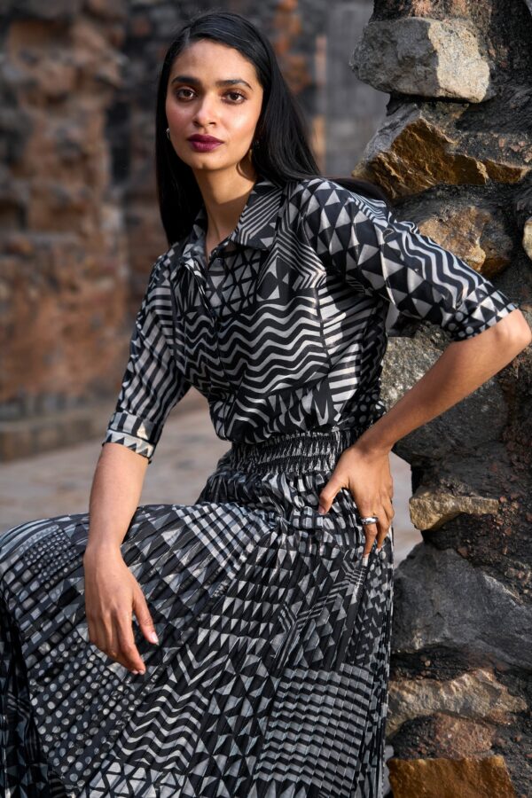 Tribal Shimmer Shirt - Image 6