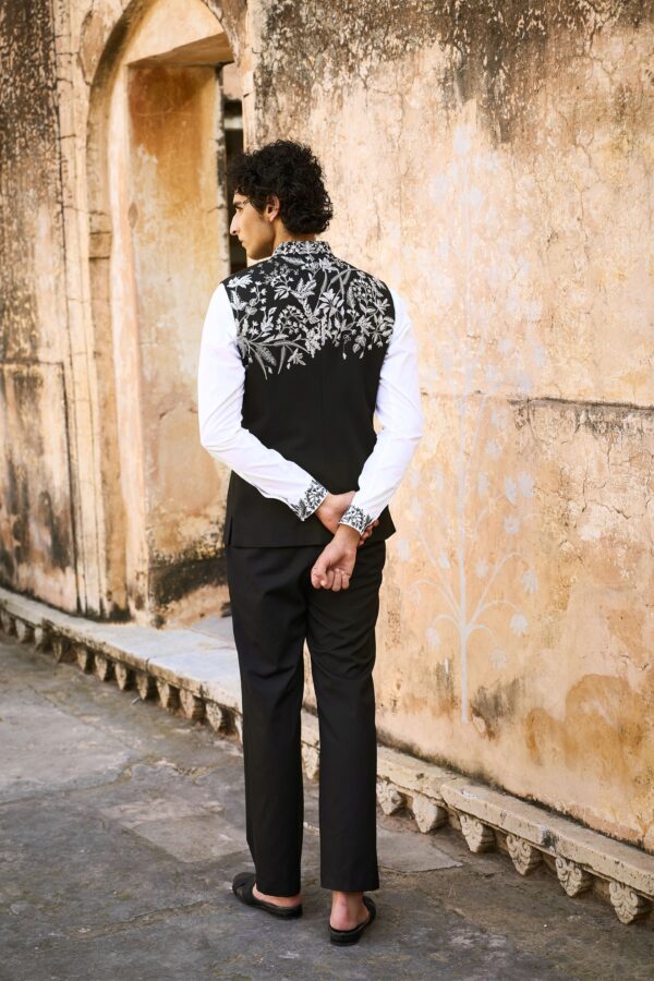Embroidered Bandi Jacket - Image 6