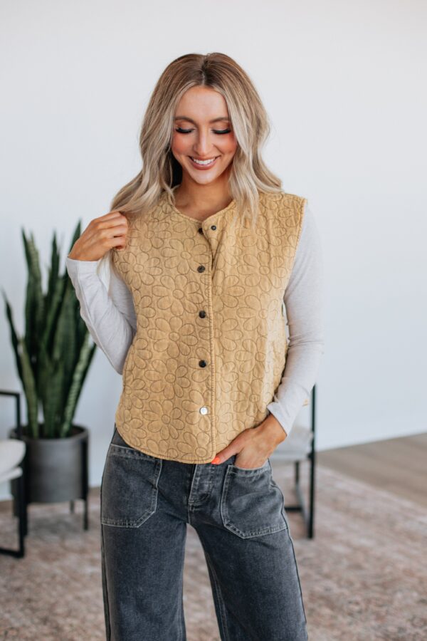 Capella Quilted Vest - Image 2