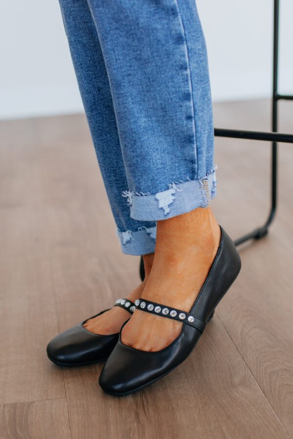 Setting Things Straight Ballet Flats - Black - Image 3