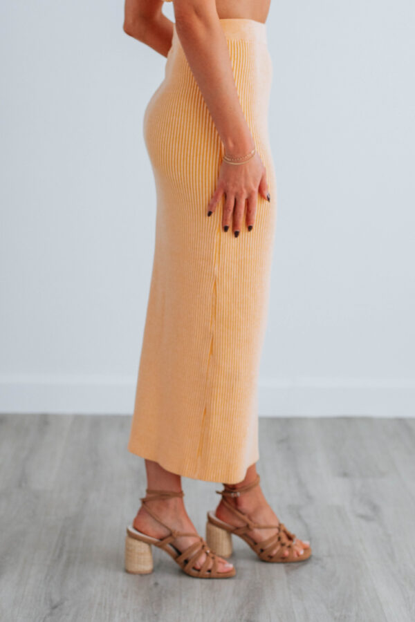 Keelia Ribbed Skirt - Image 4