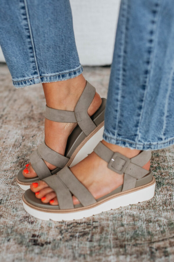 What To Expect Sandals - Image 2