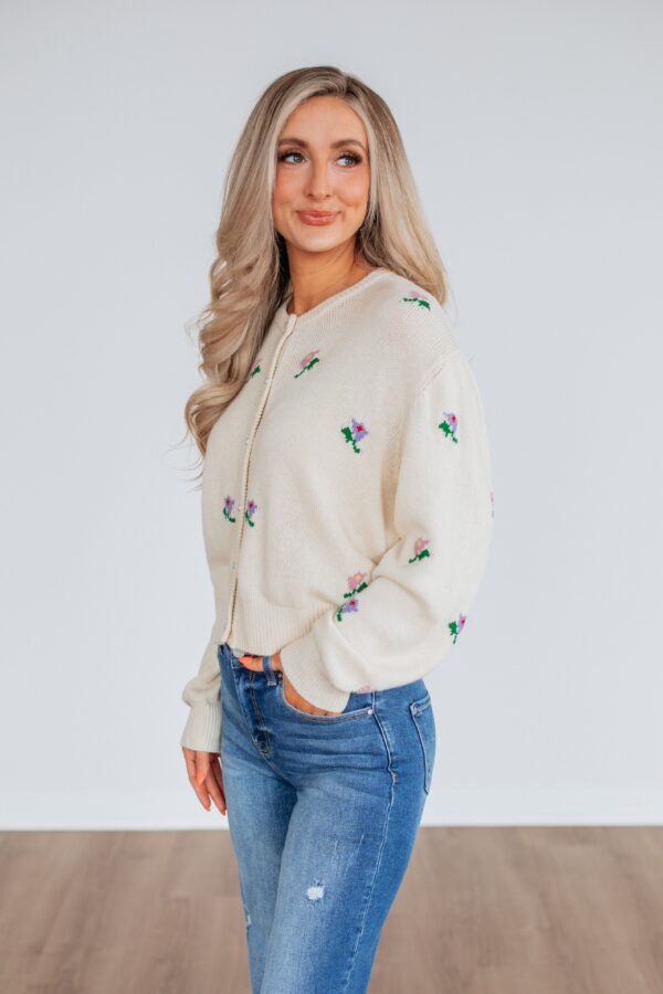 Betty Floral Cardigan - Image 4