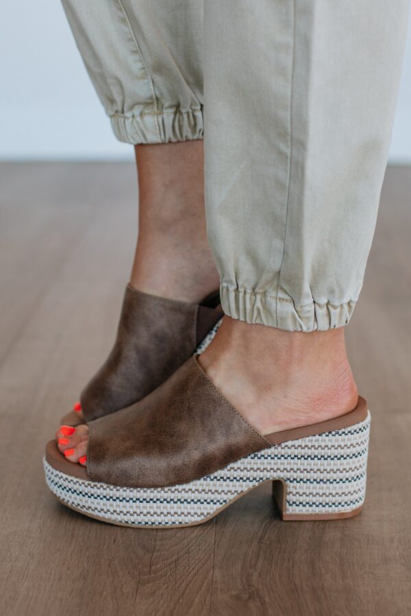 Easygoing Energy Heels - Image 2