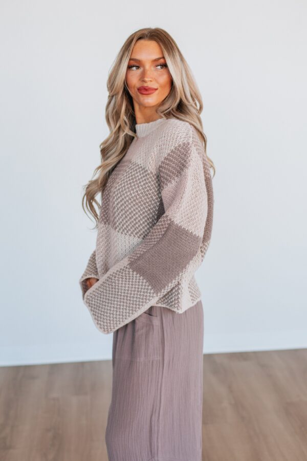 Amabel Checkered Sweater - Image 5