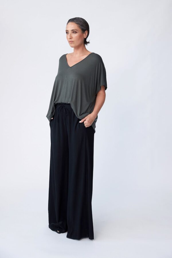Perfect Pull on Wide Leg Pant - Black - Image 2