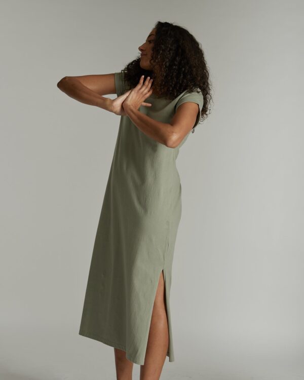 The Long Tee Dress | Thyme