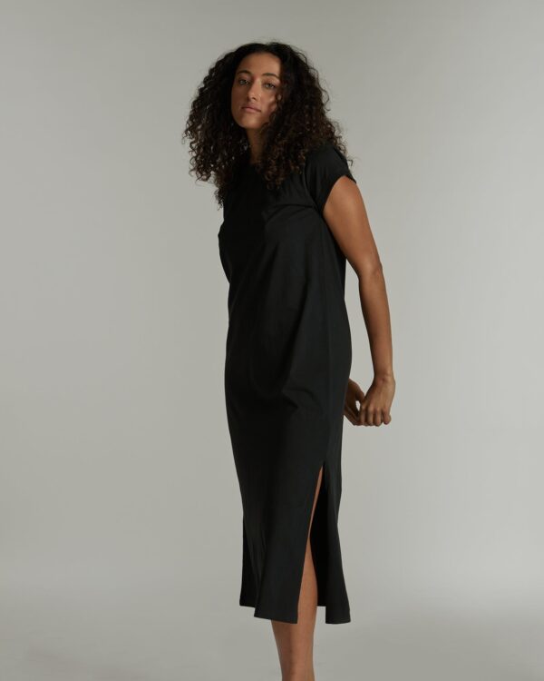 The Long Tee Dress | Vintage Black