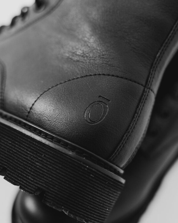 The Noskin Combat Boot in black - Image 6